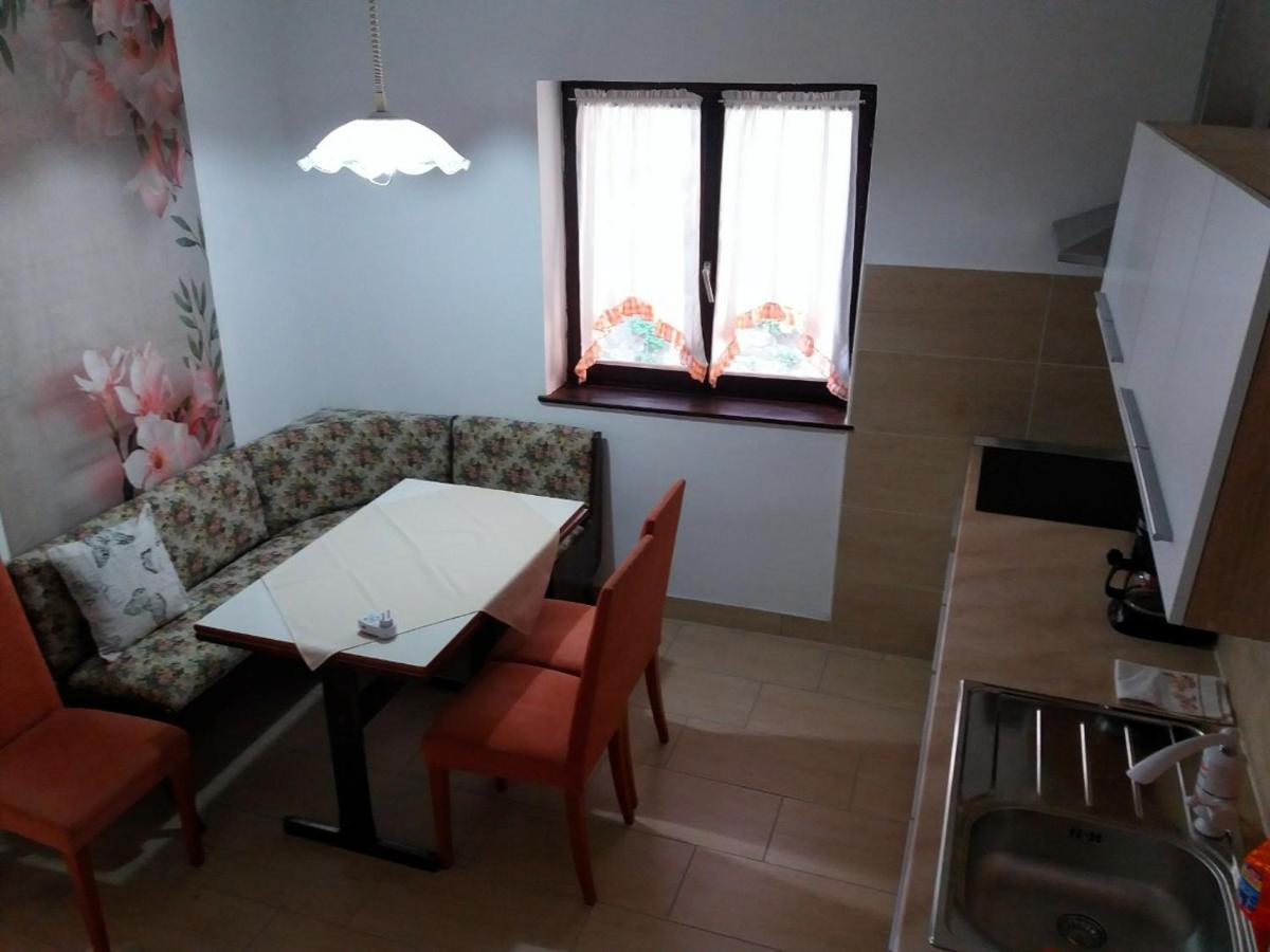Gasthuis Apartmaji, Sobe - Obzidje 3*